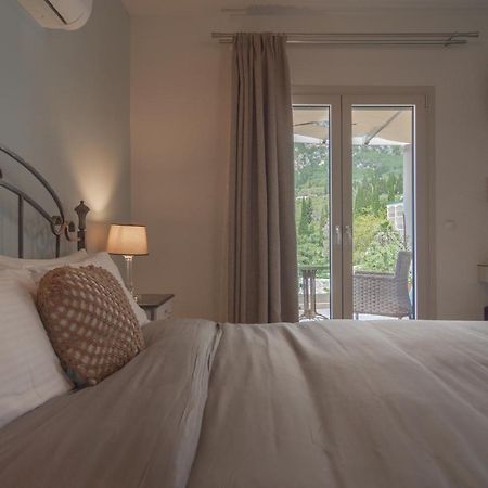 Aris Apartments Палеокастрица Экстерьер фото