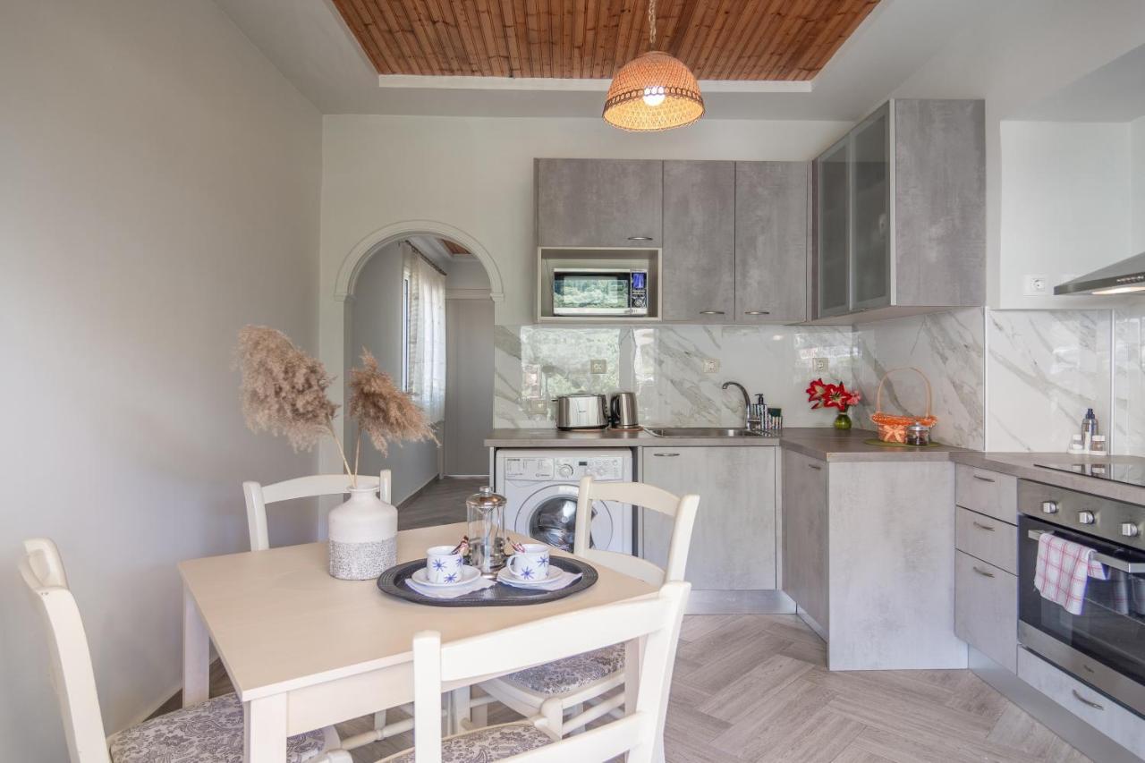 Aris Apartments Палеокастрица Экстерьер фото